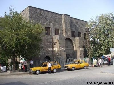 15-mervani_mescidi-dagkapi-diyarbakir-fot.nejat_satici.jpg