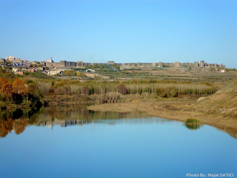 diyarbakir-dicle-nehri-ve-diyarbakir-kalesi-fot.nejat-satici