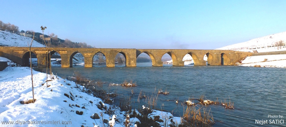 Diyarbakr-kar_manzarali-ongozlu_silvan_koprusu-1-diyarbakir-fot.nejat_satici.jpg