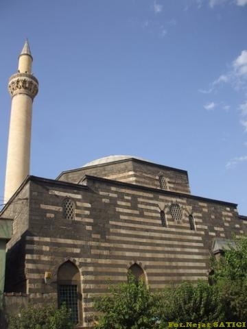 melikahmet camii1-fot.nejat satici