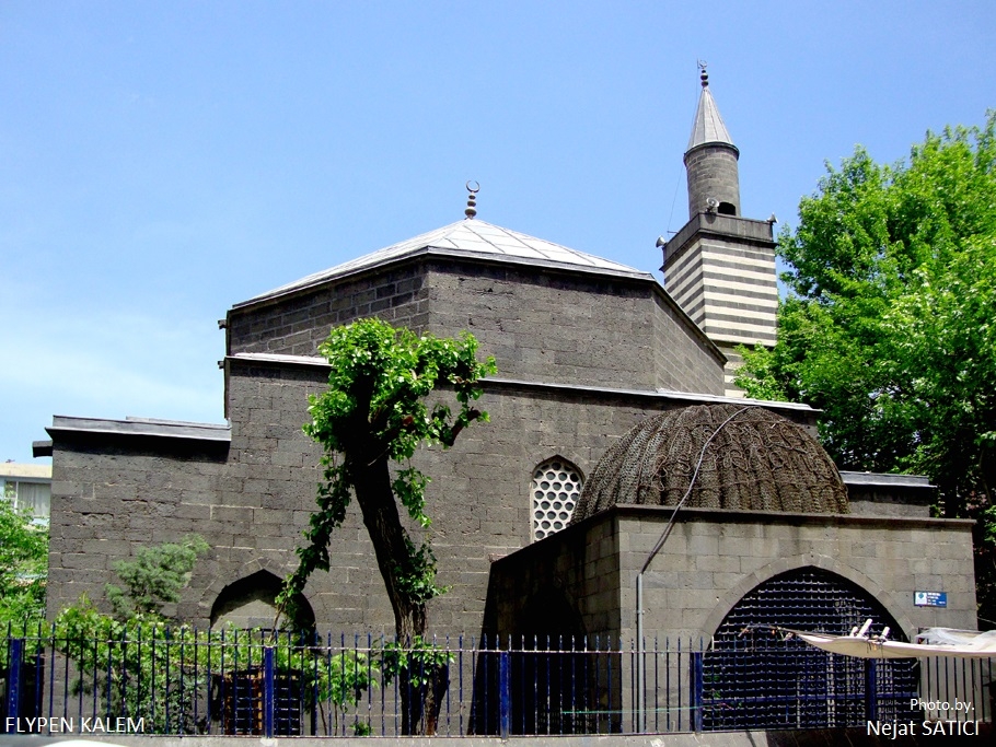 nebi-peygamber cami -diyarkir-fot.nejat satici diyarbakirresimleri.com.jpg